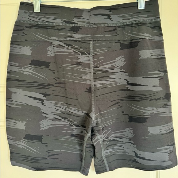 NWT Men’s‎ Alphalete Camo Shorts SIZE S - Picture 6 of 9